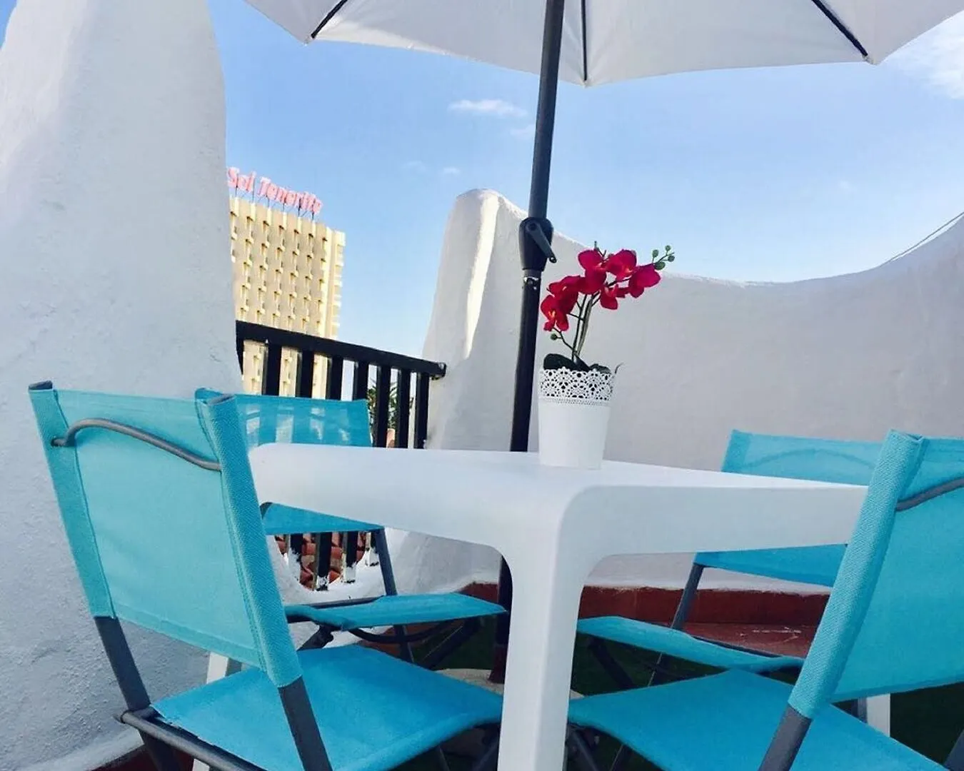 Apartamento Triplex Rojo Papaya Arona  Spain